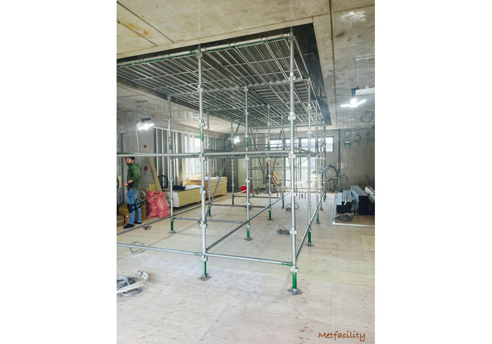 橋本美容院　新装工事　施工中