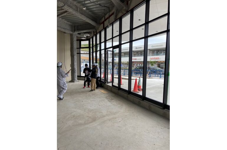 茅ヶ崎からあげ店舗　新装工事　現地調査風景