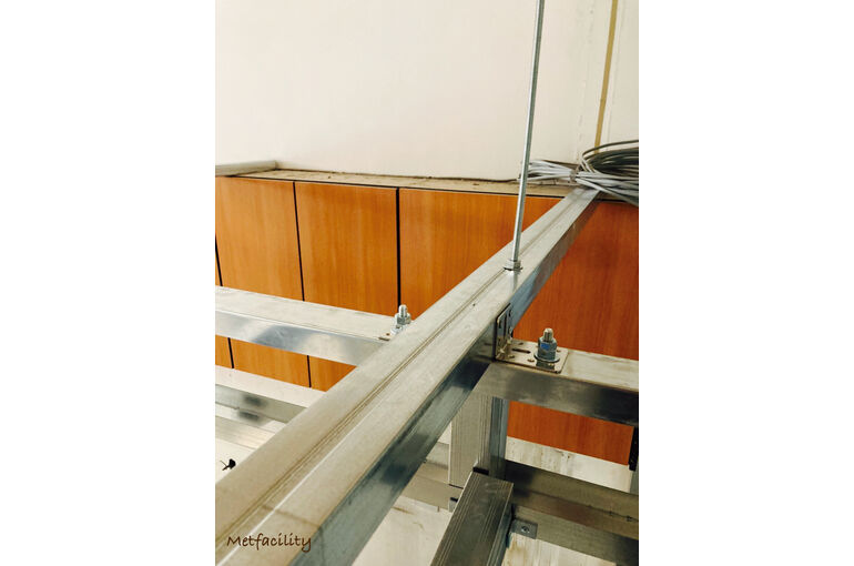 横浜市某所　レストラン工事 施工風景